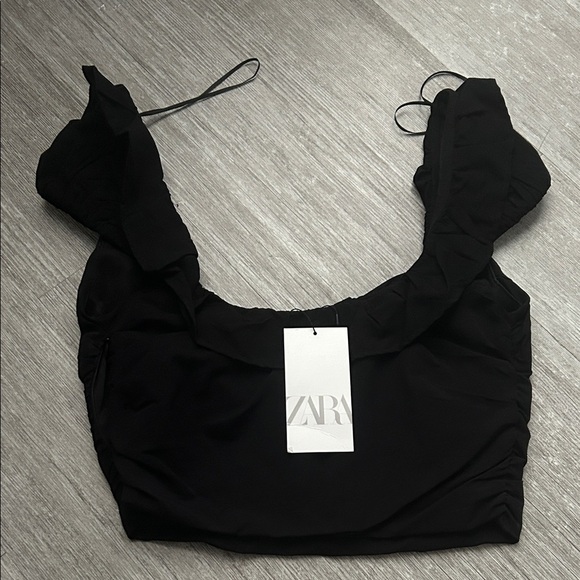 Zara black crop top ruffle Black Blouse - Picture 3 of 6